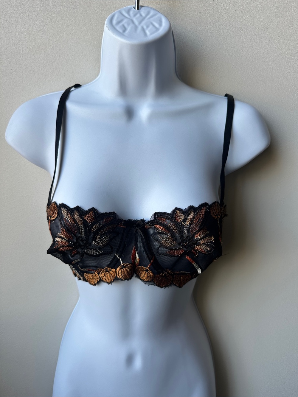 Victoria Secret Fall Floral Pumpkin Embroidered Black Mesh Bra Bralette Medium